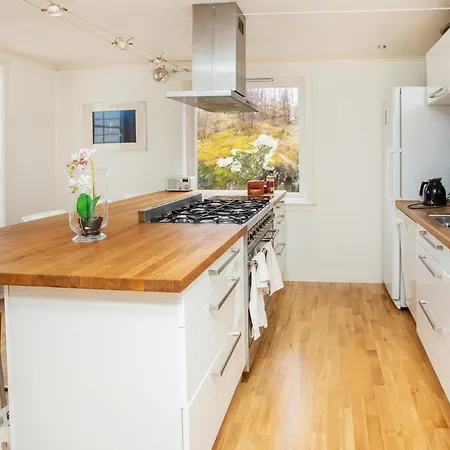 Дом отдыха Cozy In With Wifi